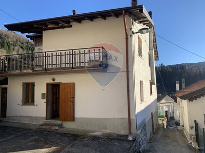Appartamento in vendita a Sovramonte frazione Aune, 64/b