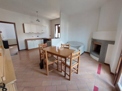 Appartamento in vendita a Valfabbrica via Camillo Benso Conte di Cavour, 21