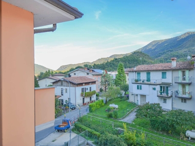 Appartamento in vendita a Vallio Terme