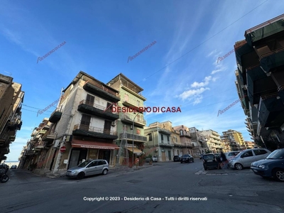 Appartamento in vendita a Villabate corso Vittorio Emanuele, 499