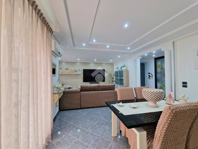 Appartamento in vendita a Villabate via Messina Marine, 53