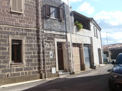 Appartamento in vendita ad Abbasanta via Cesare Battisti, 3
