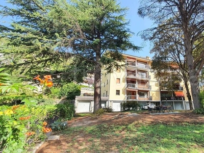 Appartamento in vendita ad Aosta via Abbé Auguste Petigat, 4