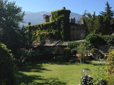 Appartamento in vendita ad Aosta via bucaneve