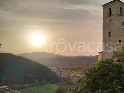 Appartamento in vendita ad Arrone via della Rocchetta, 4