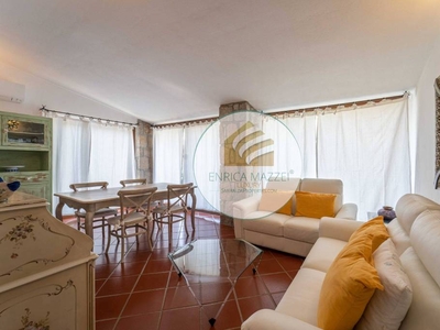 Villa Bifamiliare in vendita ad Arzachena via Savona