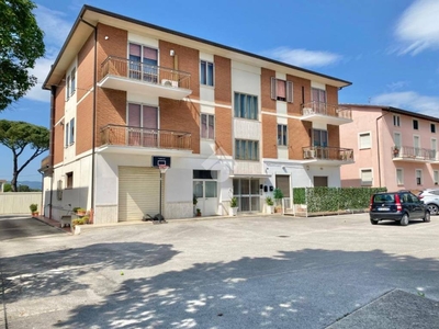 Appartamento in vendita ad Assisi via francesco di bartolo, 6