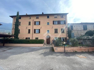 Appartamento in vendita ad Assisi via renaro, 31