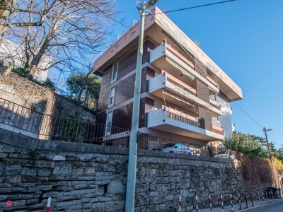 Appartamento in Vendita in Via Commerciale 47 a Trieste