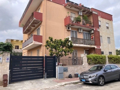 Appartamento in Via Farinata Degli Uberti, 19, Brindisi (BR)