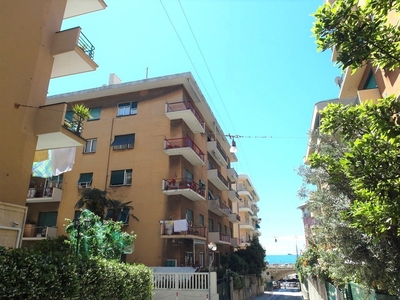 Appartamento in Via Forte San Giuliano, Genova (GE)