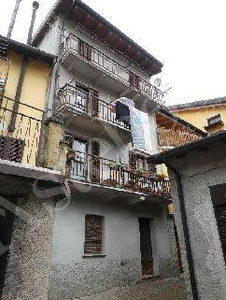 Appartamento in Via Giuseppe Garibaldi 6 a Taceno