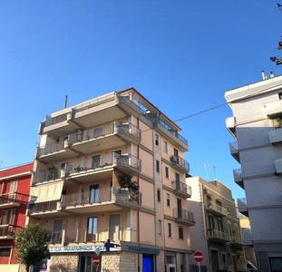 Appartamento in Via Mascagni, 30, Corato (BA)