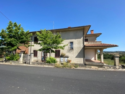 Casa a Schiera in vendita a Castiglione del Lago villastrada