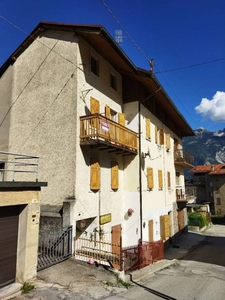 Casa Indipendente in in vendita da privato a Calalzo di Cadore via Padova, 36
