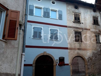 Casa Indipendente in in vendita da privato a Cembra Lisignago piazza 4 Novembre, 24