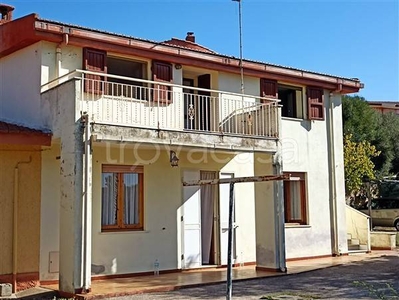 Casa Indipendente in vendita a Badesi via Li Casi d'Ignò