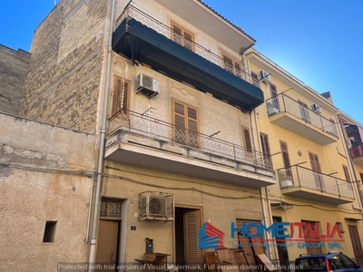 Casa Indipendente in vendita a Bagheria via Giangrasso