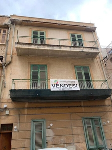 Casa Indipendente in vendita a Bagheria via Senatore Scaduto