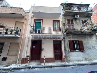 Casa Indipendente in vendita a Barcellona Pozzo di Gotto via Custoza, 27