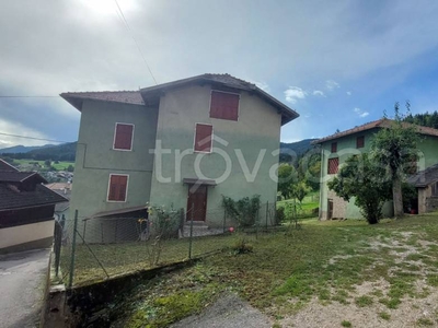 Casa Indipendente in vendita a Borgo d'Anaunia via delle fasse