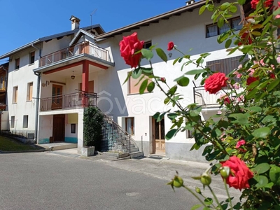 Casa Indipendente in vendita a Borgo Valbelluna via Farra, 7