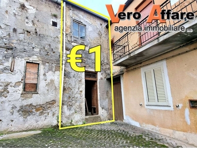 Casa Indipendente in vendita a Campofranco largo Santa Croce 5