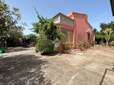 Casa Indipendente in vendita a Capoterra località s'Isca Su Loi