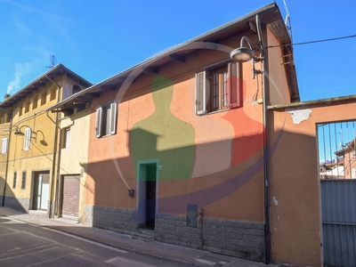 Casa indipendente in vendita a Caselle Torinese