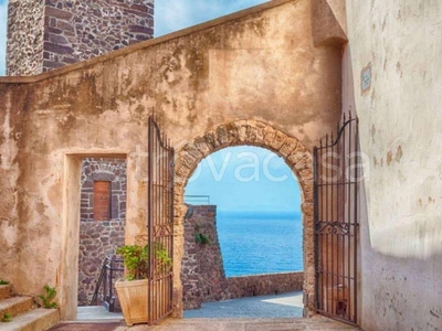 Casa Indipendente in vendita a Castelsardo corso Italia