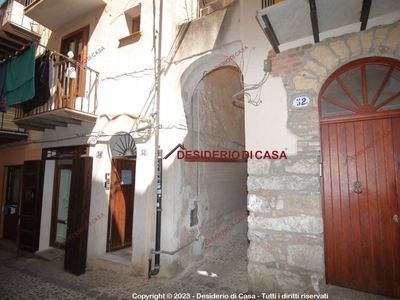 Casa Indipendente in vendita a Cefalù cortile San Biagio, 3