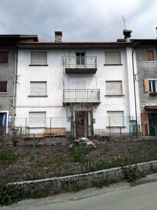 Casa Indipendente in vendita a Chies d'Alpago via Mussera