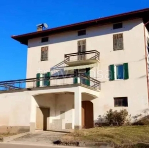 Casa Indipendente in vendita a Dambel via Cesare Battisti