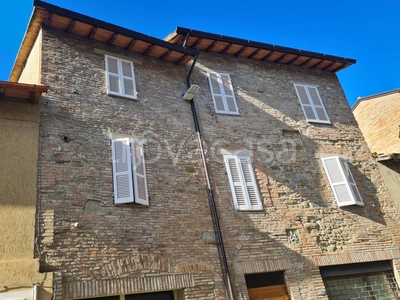 Casa Indipendente in vendita a Deruta via Borgo Garibaldi, 44