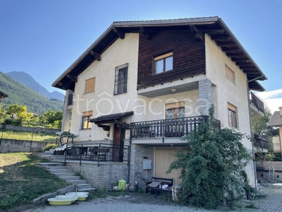 Casa Indipendente in vendita a Fénis frazione Baraveyes, 6