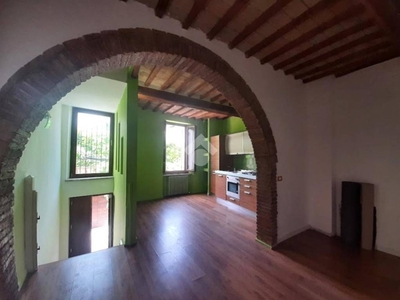 Casa Indipendente in vendita a Foligno via fonte del campo, 37