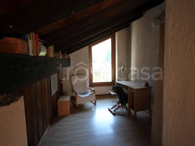 Casa Indipendente in vendita a Gressan frazione Naudin, 7