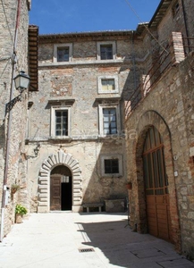 Casa Indipendente in vendita a Gualdo Cattaneo via Castel Petroso, 23