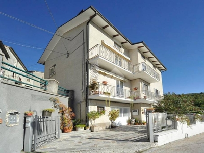 Casa Indipendente in vendita a Gualdo Tadino palazzo Mancinelli