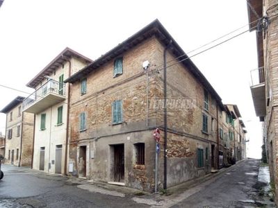 Casa Indipendente in vendita a Marsciano piazza Giuseppe Mazzini 1
