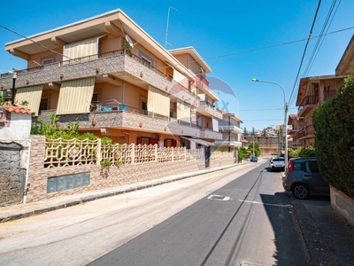 Casa Indipendente in vendita a Mirabella Imbaccari via Giuseppe Fava, 12