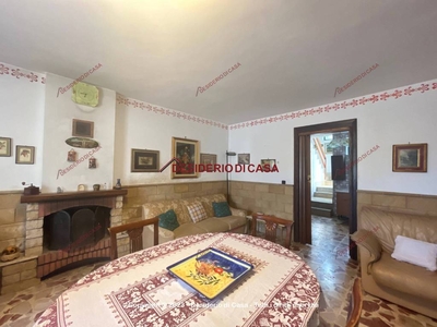 Casa Indipendente in vendita a Misilmeri via degli Orti, 23