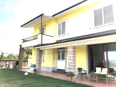 Casa Indipendente in vendita a Montresta via Roma