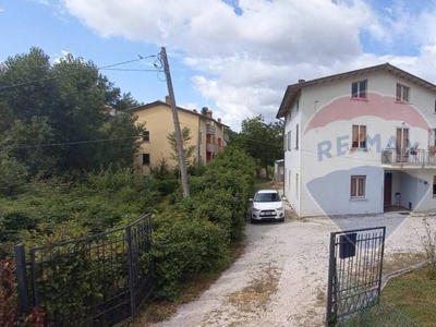 Casa Indipendente in vendita a Nocera Umbra via Gaifana, 31