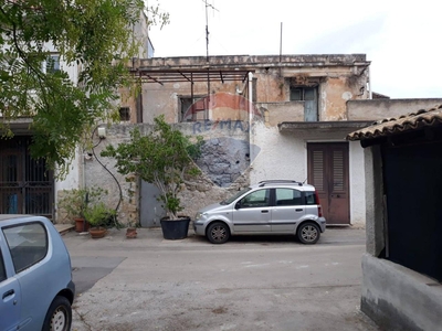Casa indipendente in vendita a Palermo