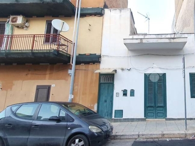 Casa Indipendente in vendita a Palermo via Virgilio, 20