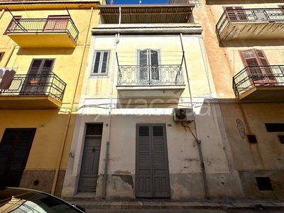 Casa Indipendente in vendita a Partinico via Bertolino, 18