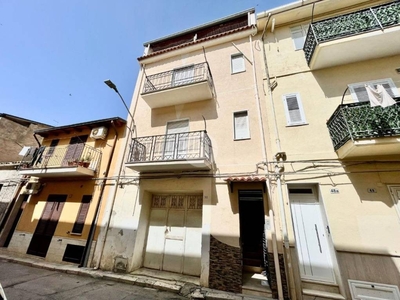 Casa Indipendente in vendita a Partinico via Palazzolo, 50