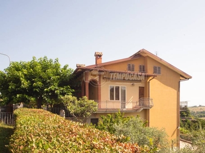Casa Indipendente in vendita a Piegaro via Po' della Fratta
