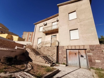 Casa Indipendente in vendita a Porto Torres via e. Sacchi, 105
